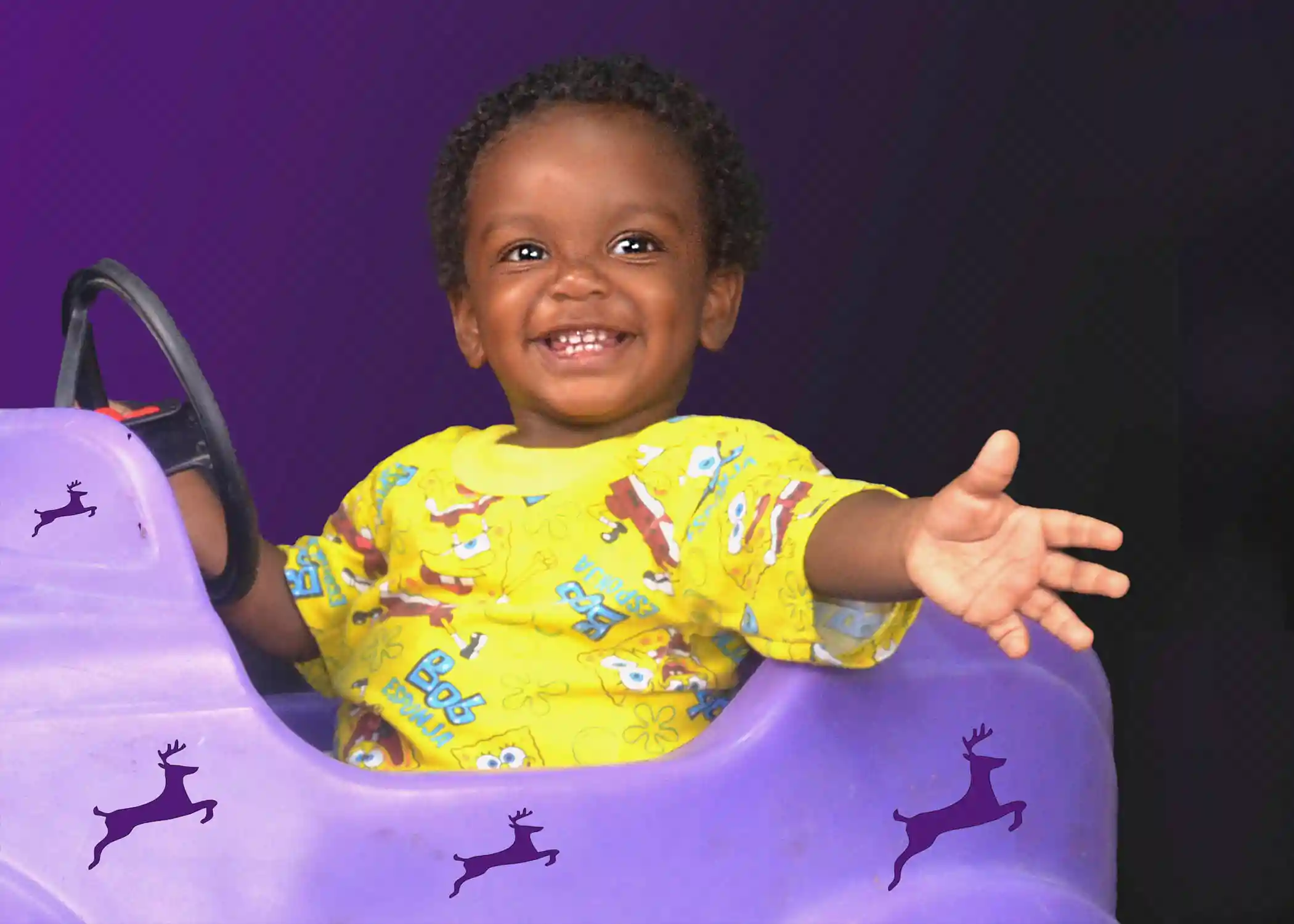 Foto niño carro morado Tere Studio