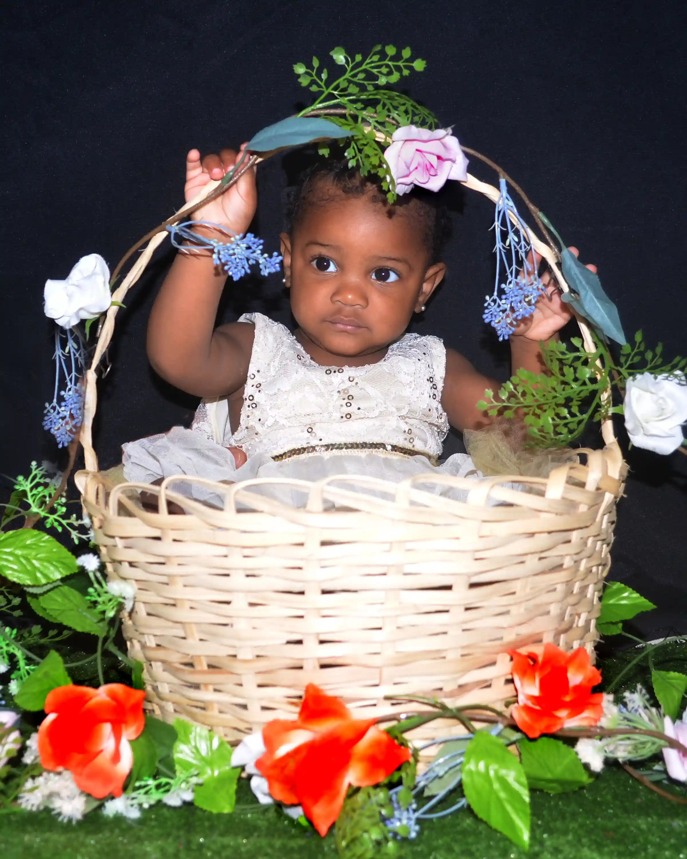 Foto niña canasta Tere Studio